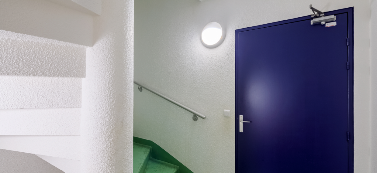 https://securlite-v2.awebi-lab.com/media/securlite_project/logement-collectif-antibes.png